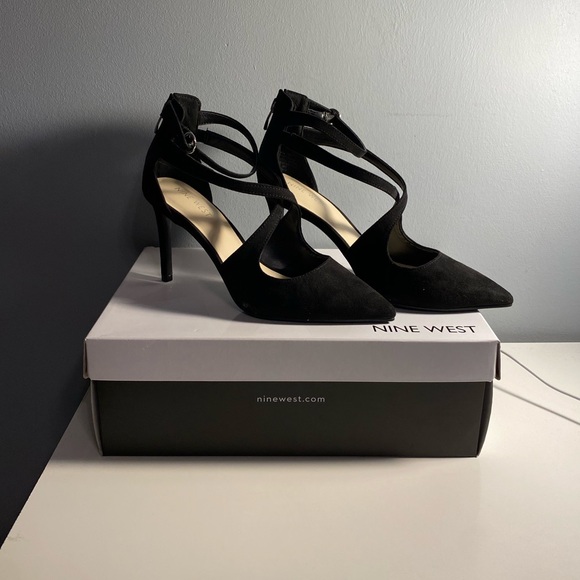 Nine West Black Heels - Picture 1 of 5